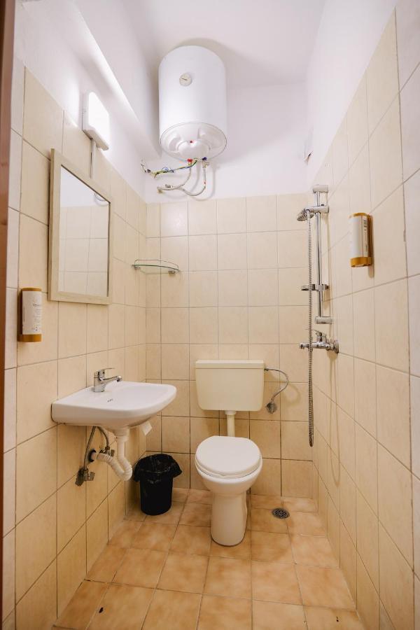 Mema Rooms Himare Buitenkant foto